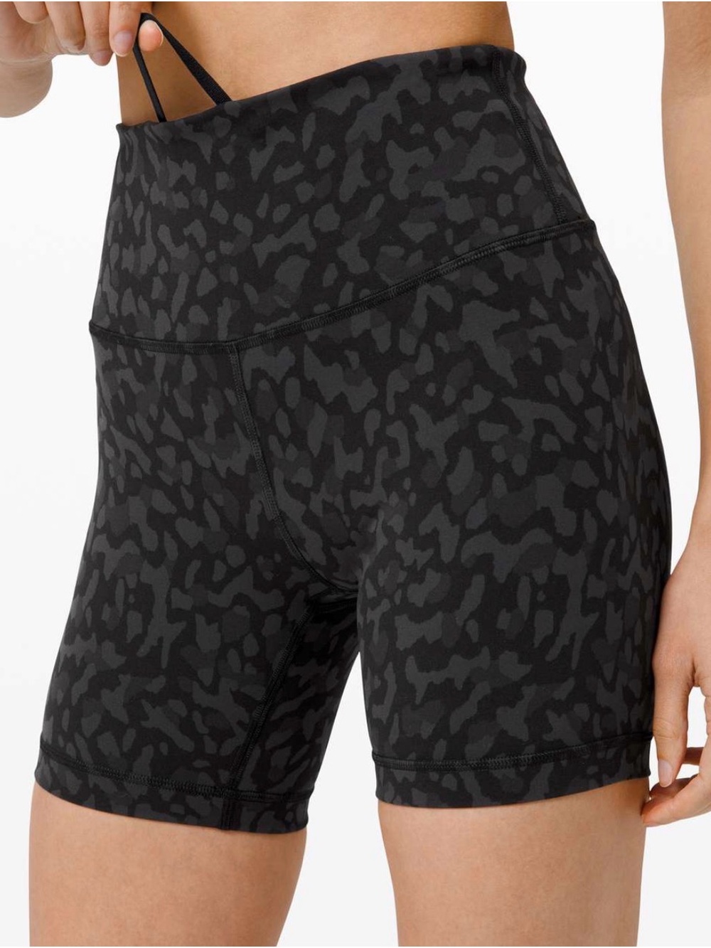 Lululemon Wunder Train High-Rise Short 6"